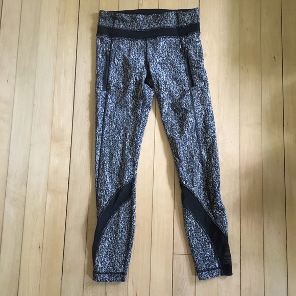 lululemon athletica Pants - Lululemon leggings size 4